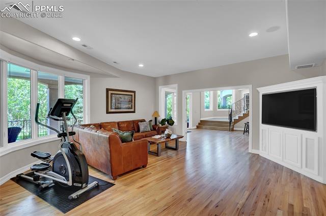 535 Bewick Point
