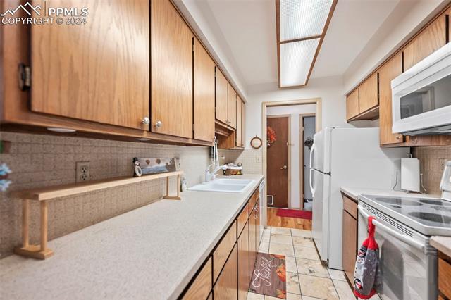 4935 Elm Grove Drive