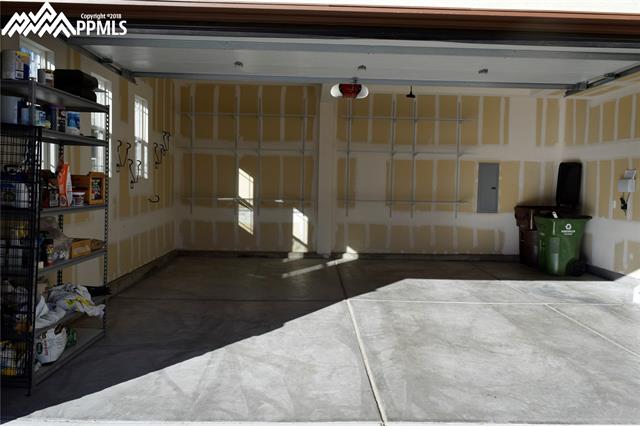 8086 Briarthorn Lane