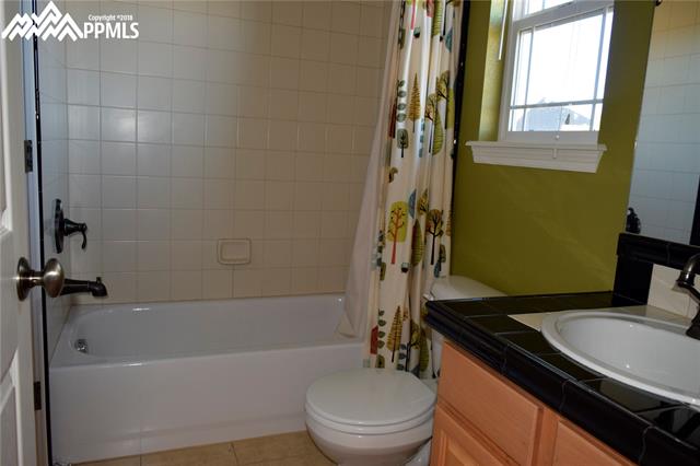 8086 Briarthorn Lane