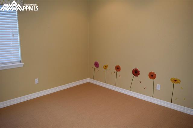 8086 Briarthorn Lane