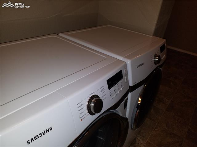 2442 Fieldbrook Court