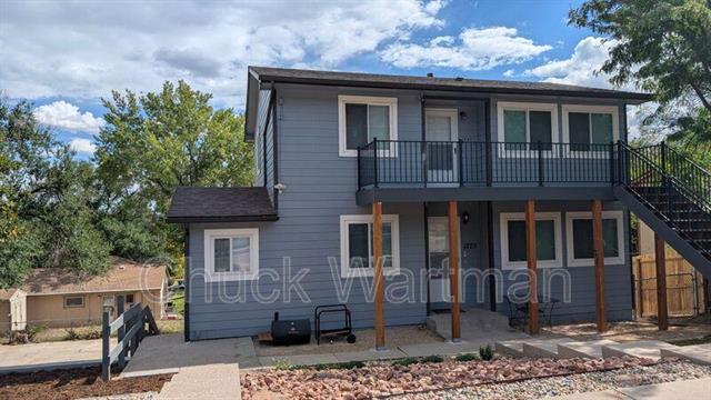 1227 N Chestnut Street