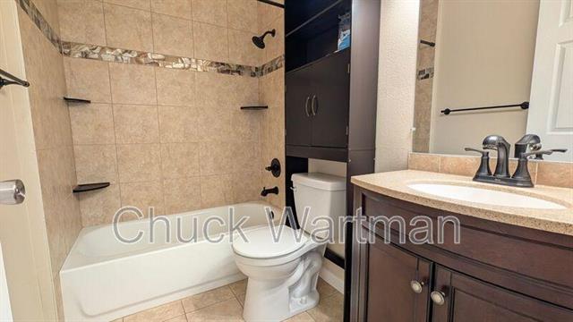 1227 N Chestnut Street