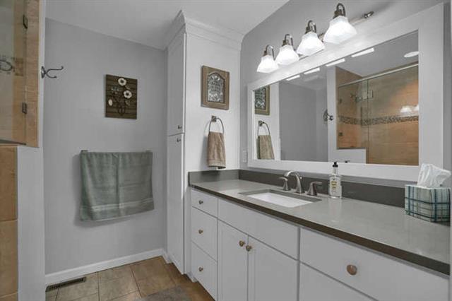 5306 Kissing Camels Drive 2