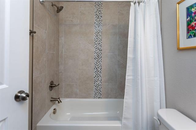 650 Thimbleberry Point