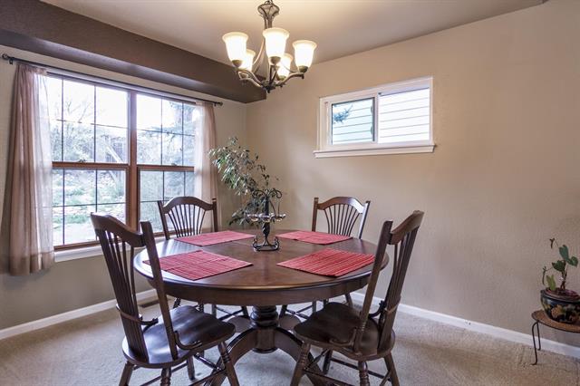 908 Dancing Horse Drive