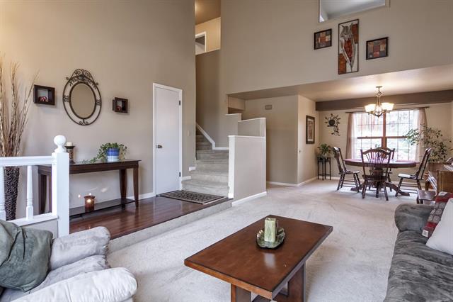 908 Dancing Horse Drive