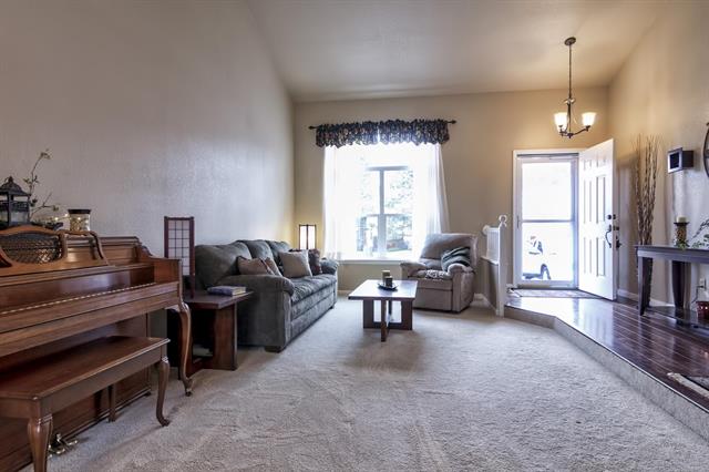 908 Dancing Horse Drive