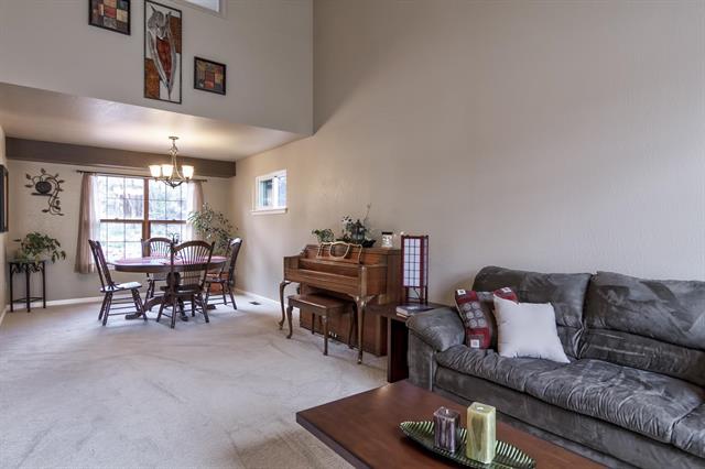 908 Dancing Horse Drive