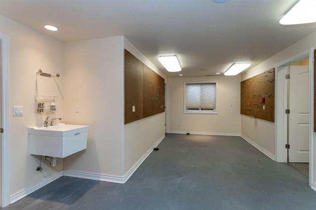 2425 Mesa Crest Grove