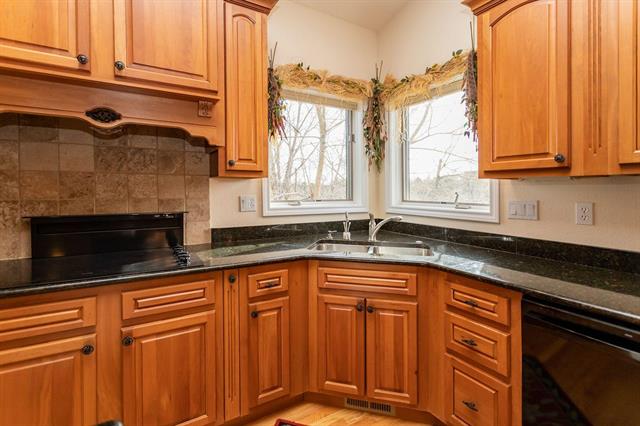 2425 Mesa Crest Grove