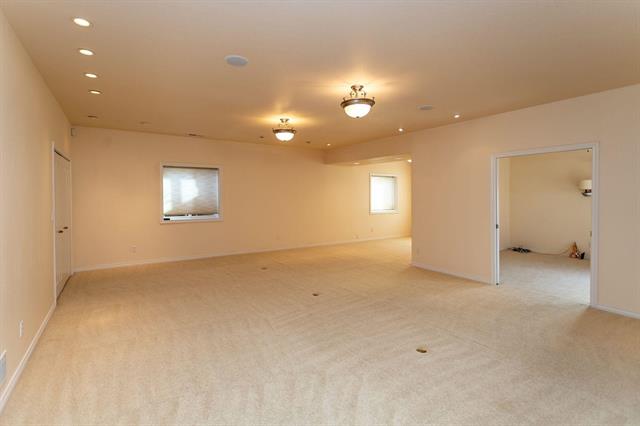 2425 Mesa Crest Grove