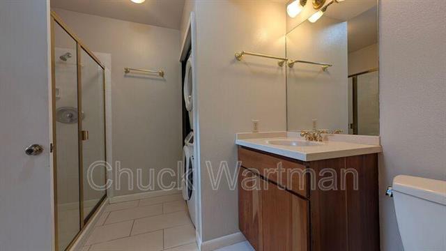 588 Observatory Drive