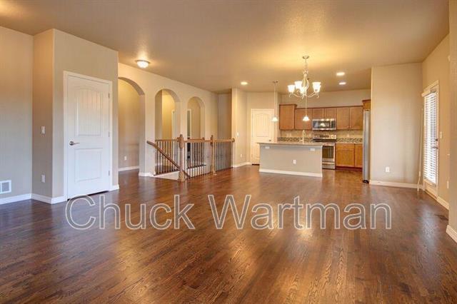 13053 Cupcake Heights