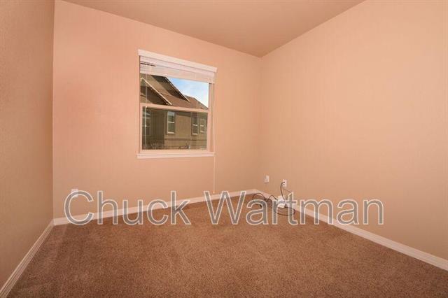 13053 Cupcake Heights
