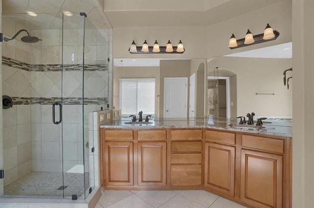 1118 Glengary Place