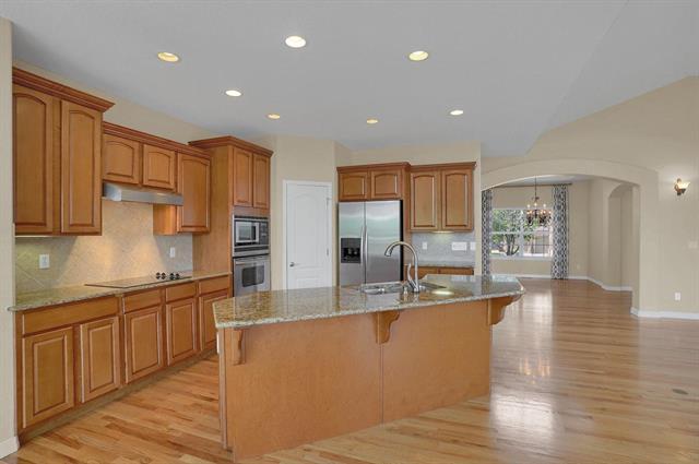 1118 Glengary Place
