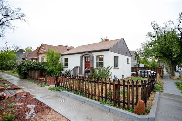 922 E High Street