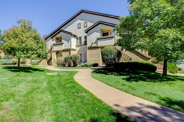 3815 Riviera Grove 201