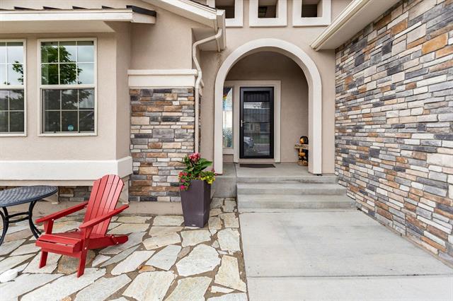 2543 Lakes Edge Drive