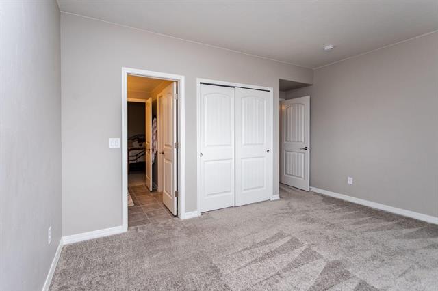 2543 Lakes Edge Drive