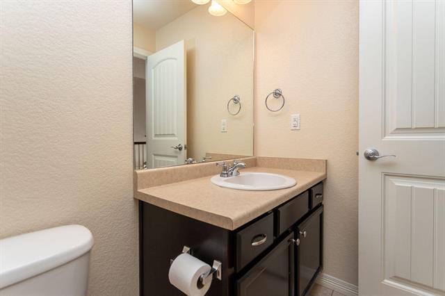 9055 Canary Circle