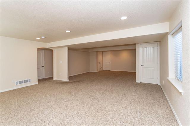 9055 Canary Circle