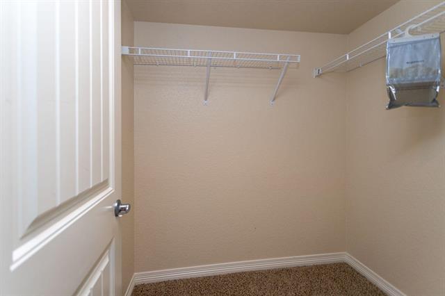 9055 Canary Circle