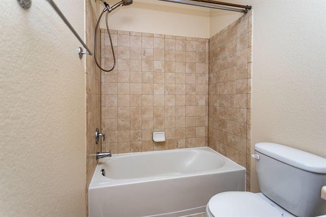 9055 Canary Circle