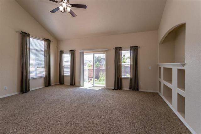 9055 Canary Circle