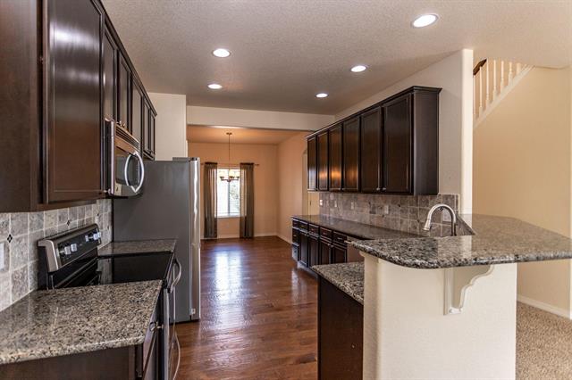 9055 Canary Circle