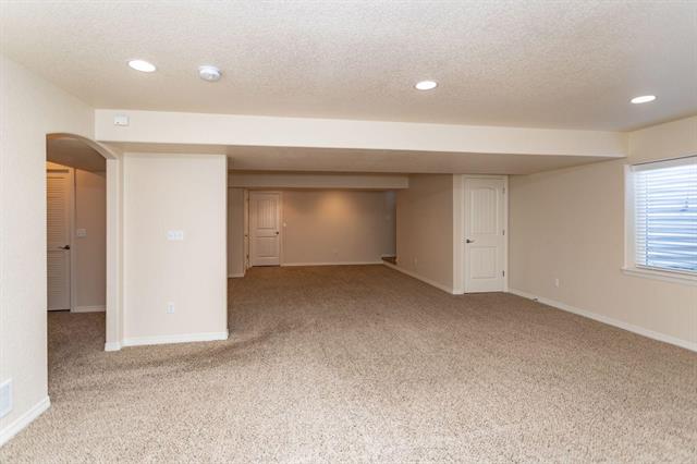 9055 Canary Circle