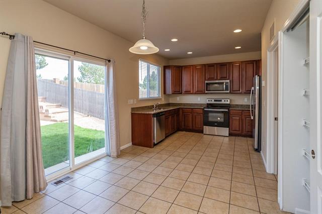 8177 Kettle Drum Street