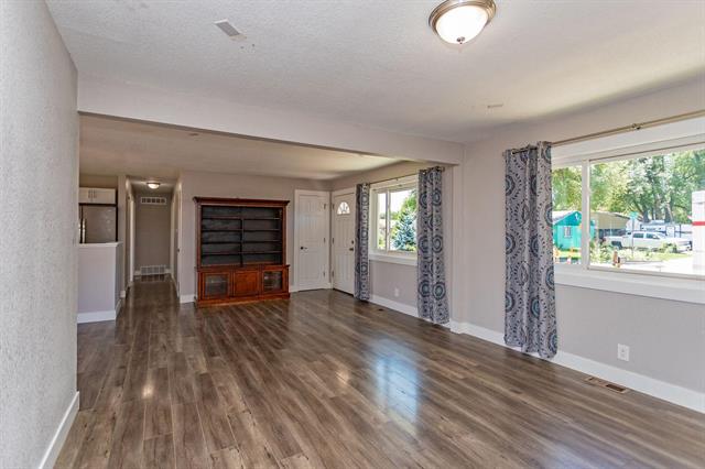 400 Pecos Drive