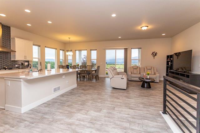3259 Red Cavern Road