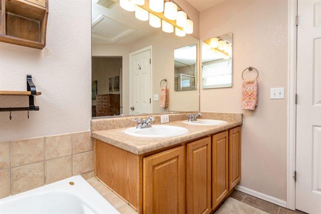 6585 Cabana Circle