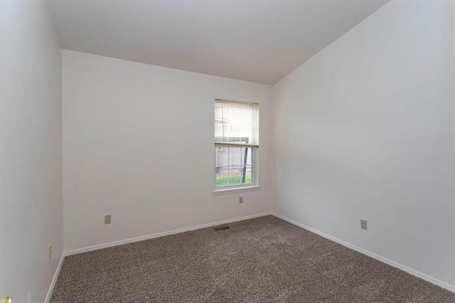 110 Iveystone Court
