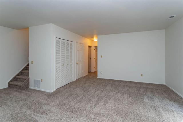 110 Iveystone Court