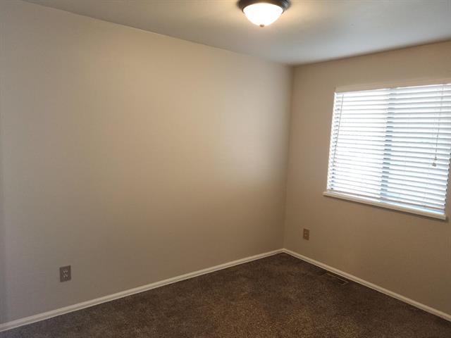 2031 Erin Loop