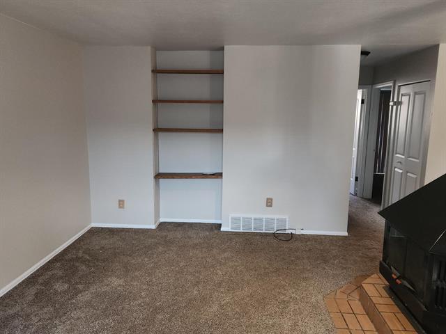 2031 Erin Loop