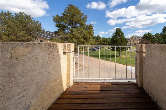 556 Observatory Drive
