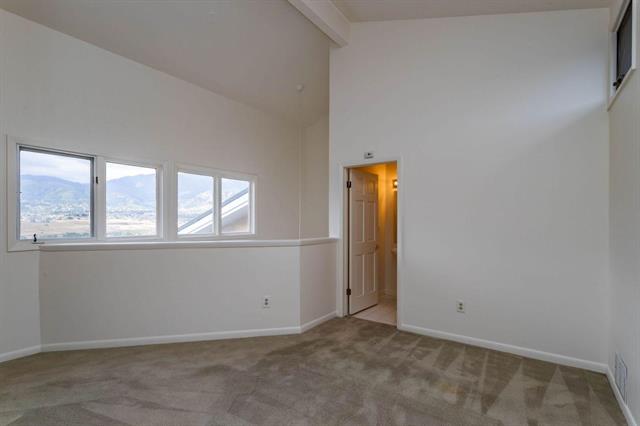 556 Observatory Drive