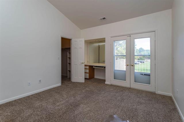 556 Observatory Drive