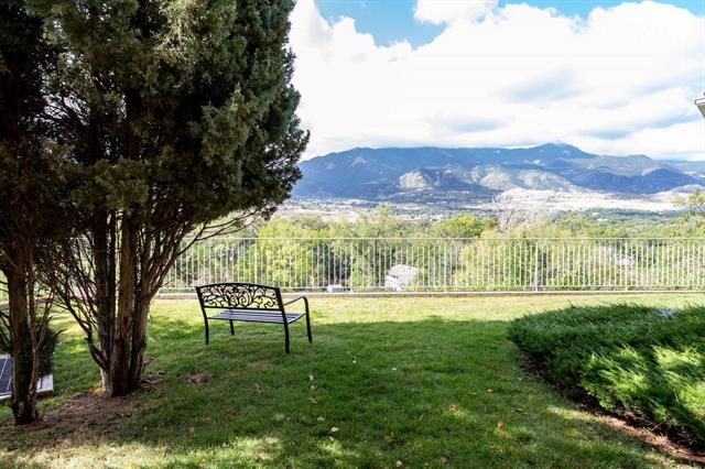 556 Observatory Drive
