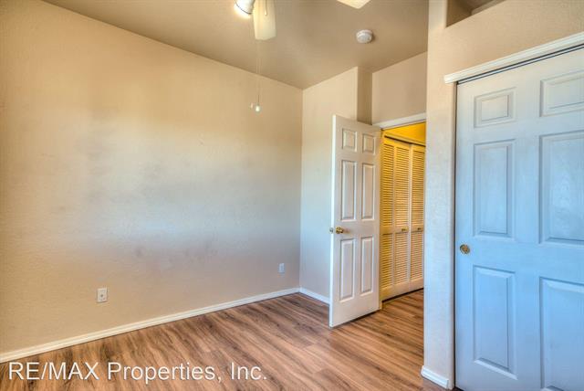 3040 Mandalay Grove 8