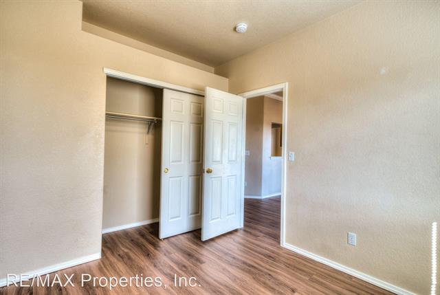 3040 Mandalay Grove 8