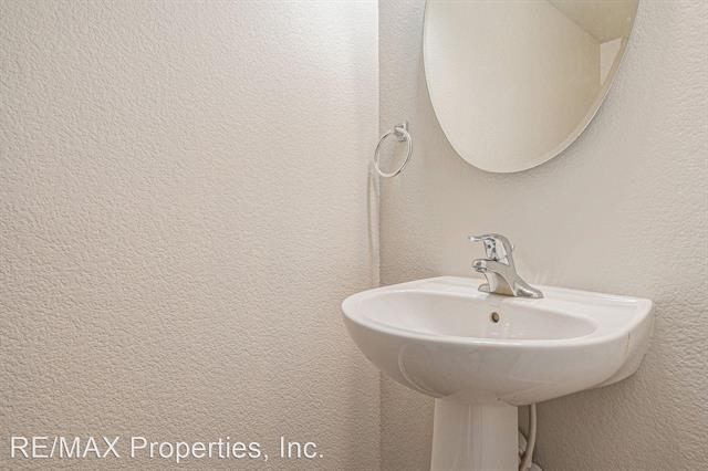 8273 Kettle Drum Street 5603885