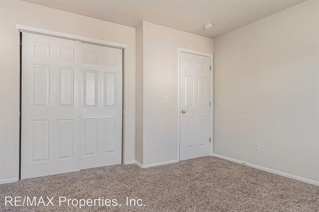 8273 Kettle Drum Street 5603885