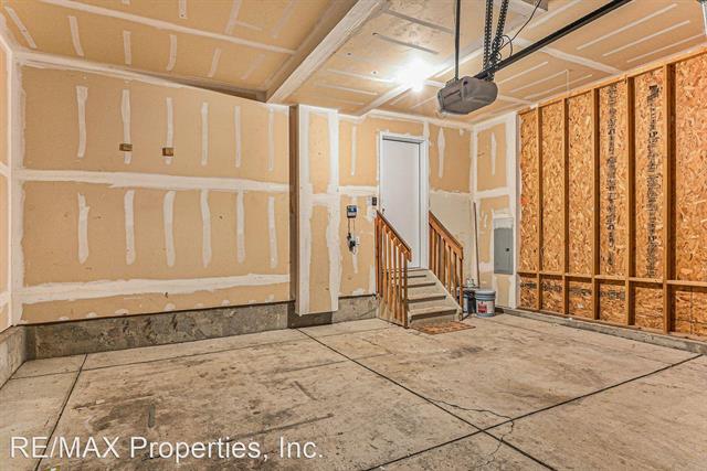 8273 Kettle Drum Street 5603885